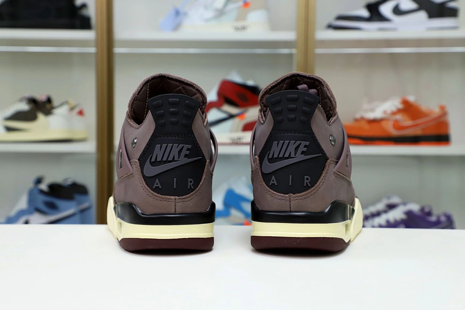 4 JORDAN AIR AM 0805